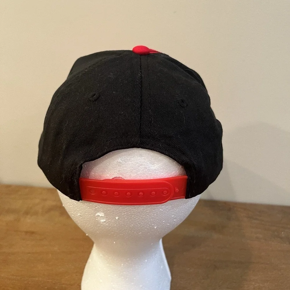 Marvel‎ Spiderman Graphic 'Eyes' Youth Snapback Hat 100% Cotton OSFM Red Black